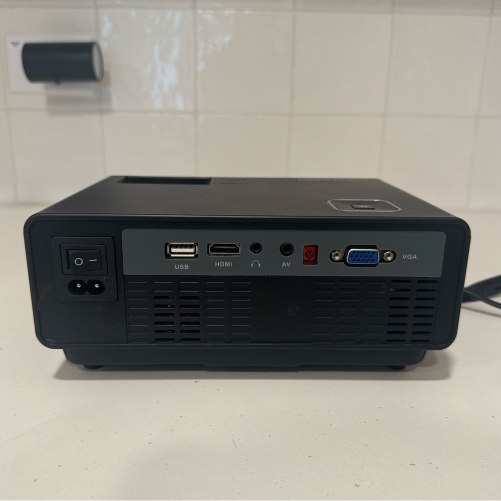 DBPower mini projector - Picture 4 of 11